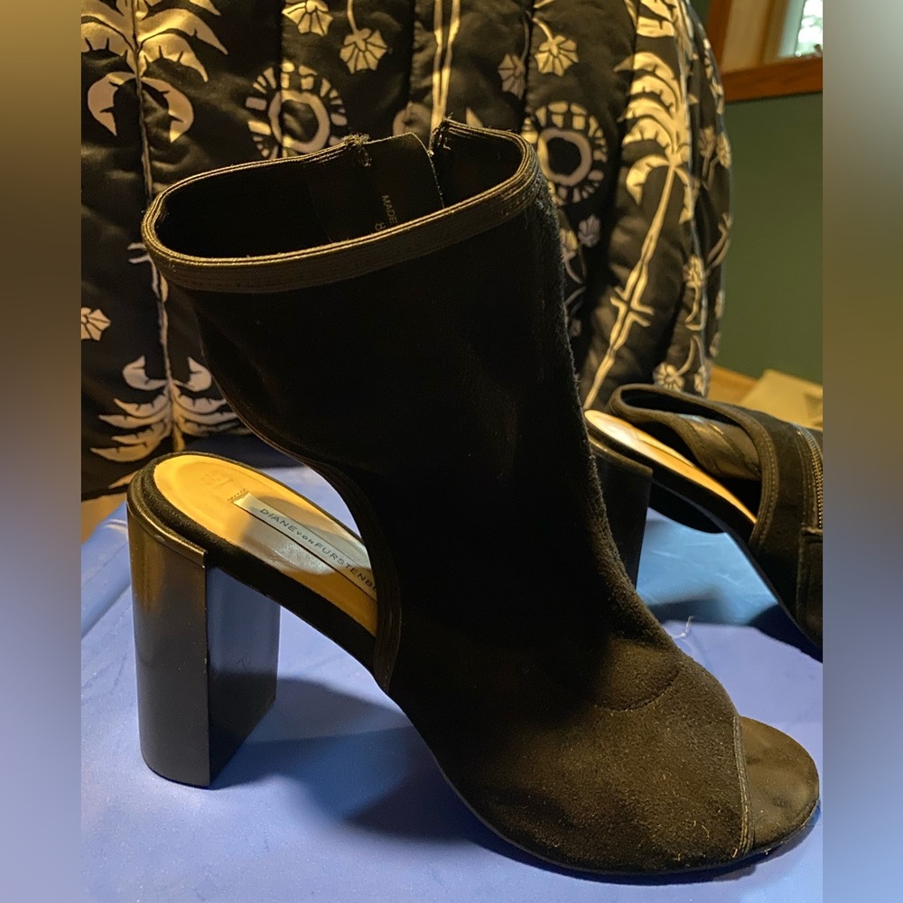 DVF Black suede open toe/heel ankle bootie. Size 8.
